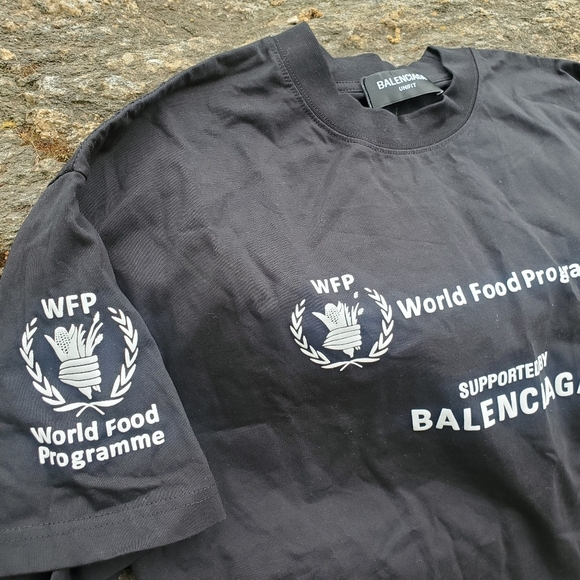 Balenciaga X WFP “World Food Programme” 2 in 1 Double Sleeve Longsleeve Tshirt M - Picture 4 of 7